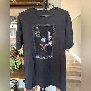Under Armour Mens Large 0-31 Basketball Moon Shot Net Graphic T Shirt Heatgear